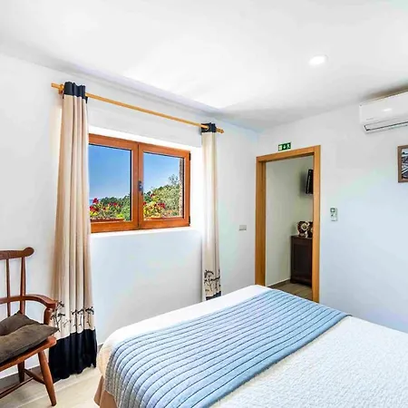 Charming House With Shared Pool Casa vacanze